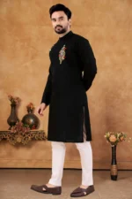 Black Cotton Blend Regular Fit Men's Kurta Pyjama Set ( Pack of 1 ) - Image 3